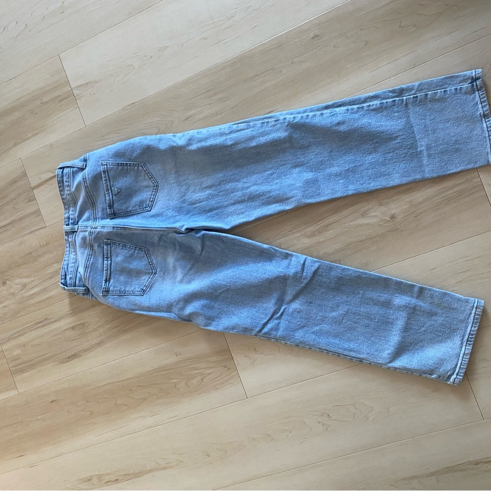 Straight guess jeans